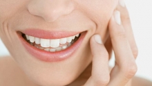 Лазерная чистка зубов от камня: противопоказания к проведению процедуры