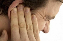 Что делать, если болит ухо после ныряния?