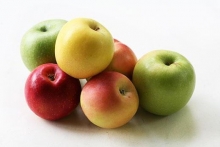 Сколько в день можно съедать яблок? Свежие яблоки: польза и вред для здоровья