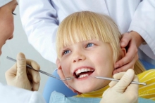Ребенок боится лечить зубы: как уговорить его пойти к врачу - детская стоматология, ребенок, поход к стоматологу