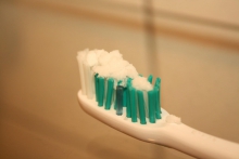 стоит пытаться удалить зубной камень в домашних условиях? - гигиена и эстетика, удаление, домашние условия, зубной камень, чистке